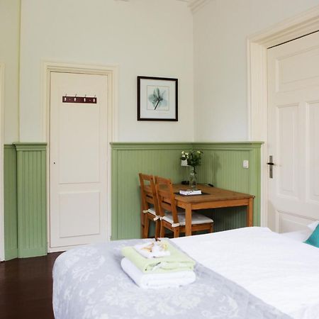 B&B 'T Skoalhus Westergeest Zimmer foto