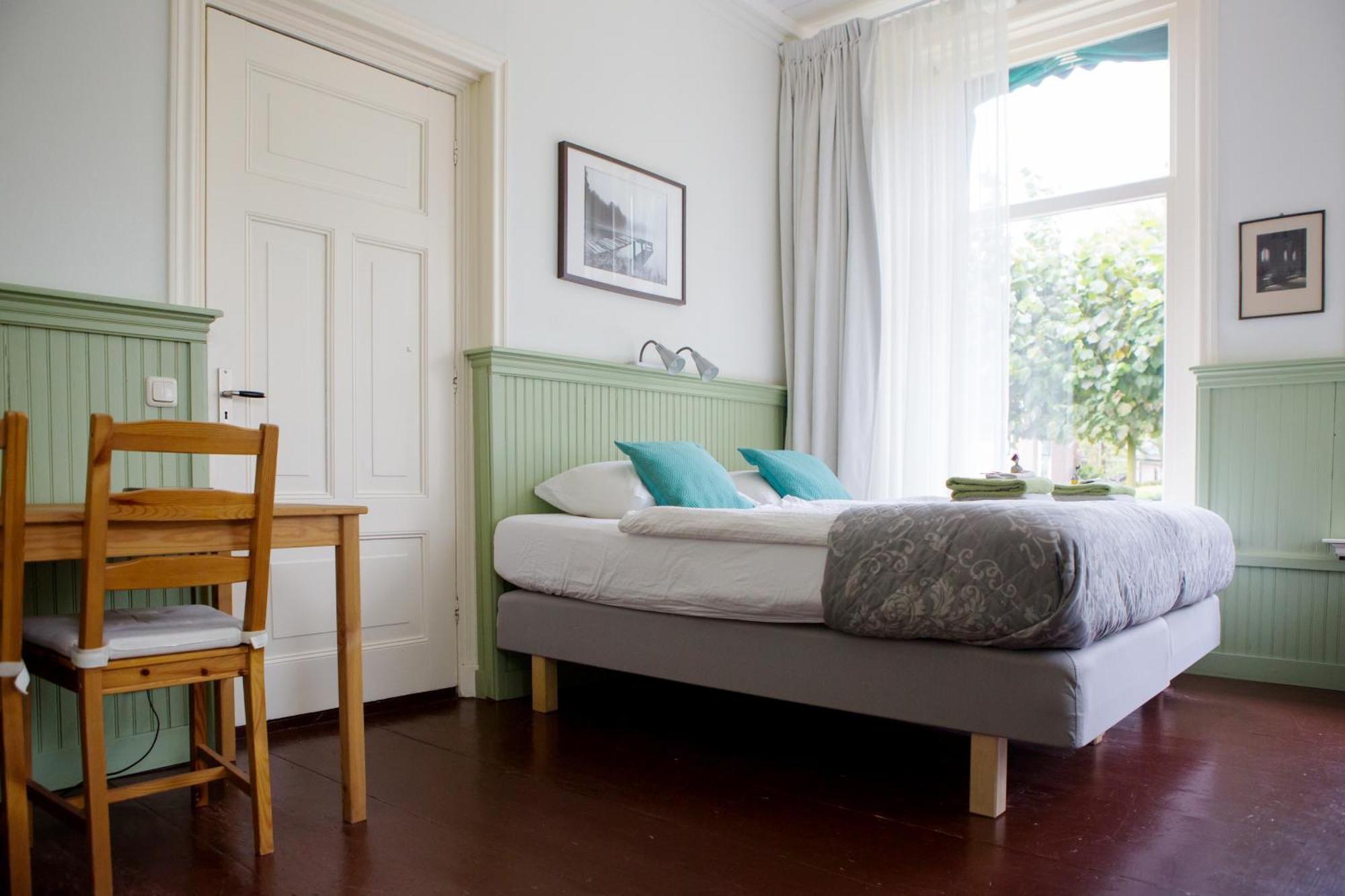 B&B 'T Skoalhus Westergeest Zimmer foto