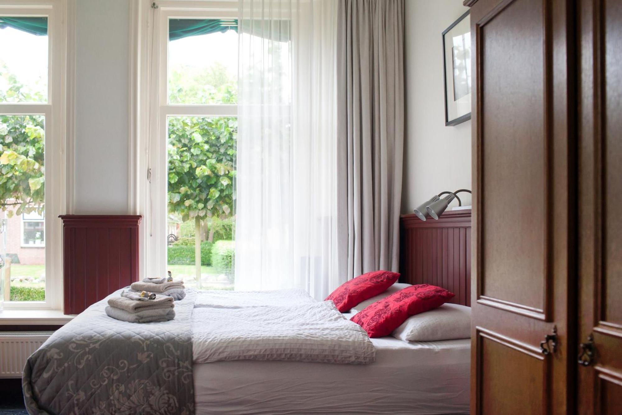 B&B 'T Skoalhus Westergeest Zimmer foto