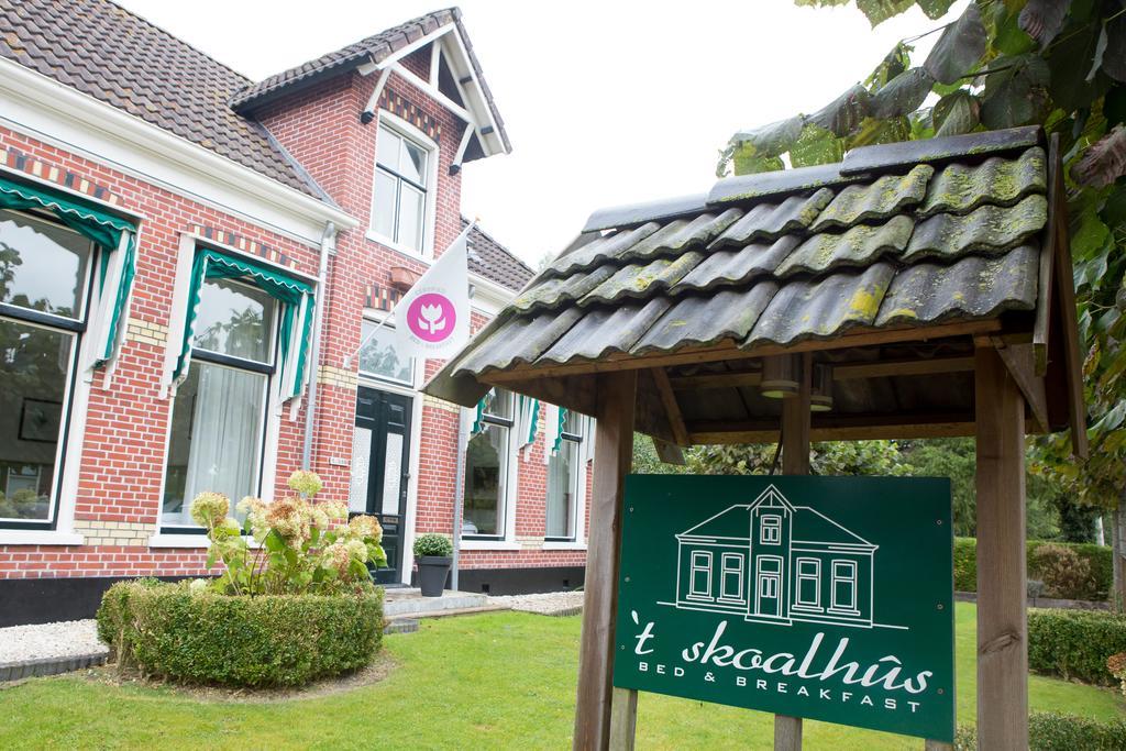 B&B 'T Skoalhus Westergeest Exterior foto